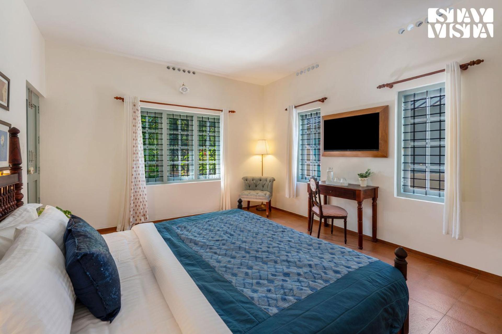 Stayvista At Catherine Cottage With Heater & Board Game Munnar Exterior photo